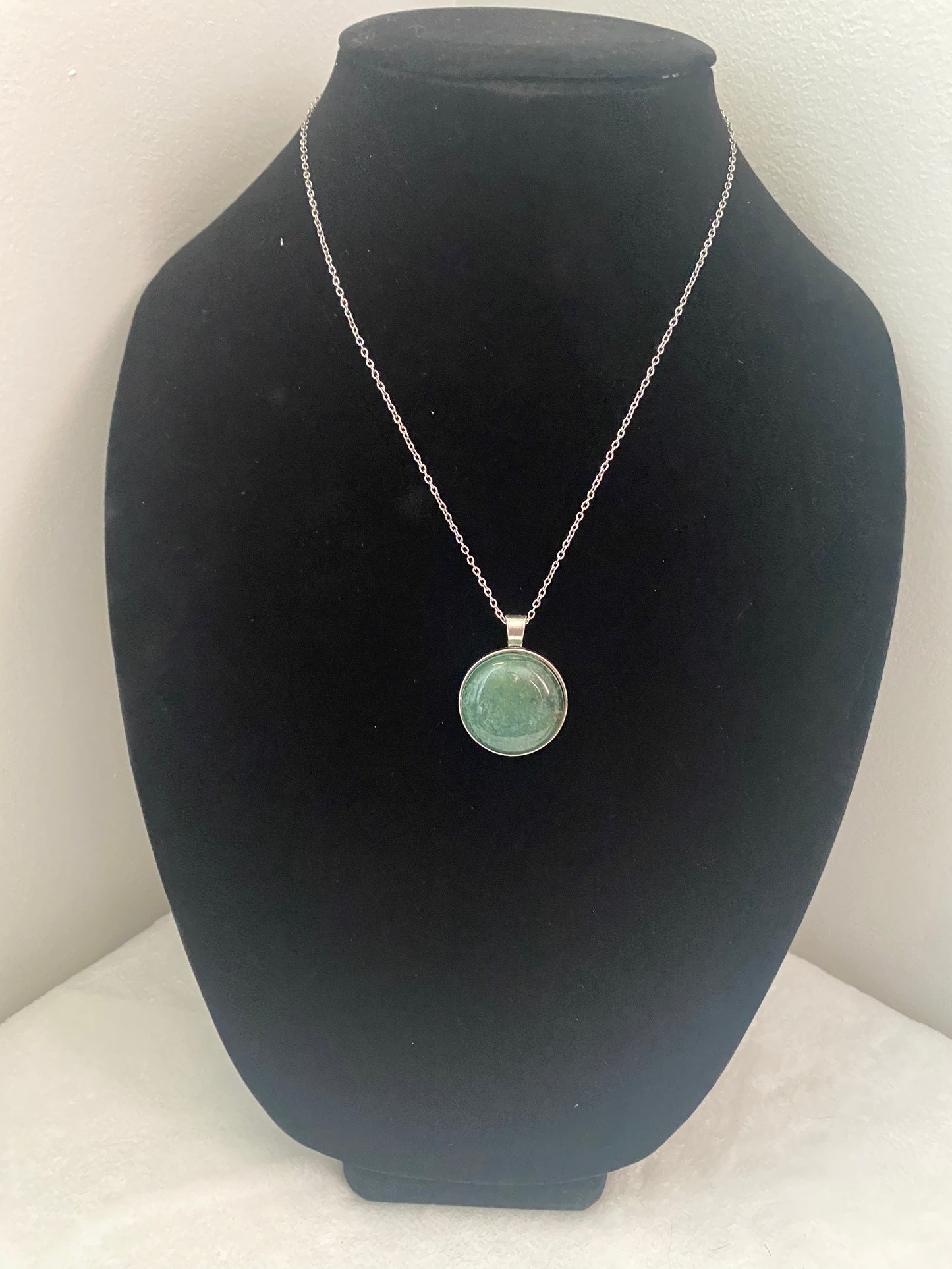 Holly Necklace
